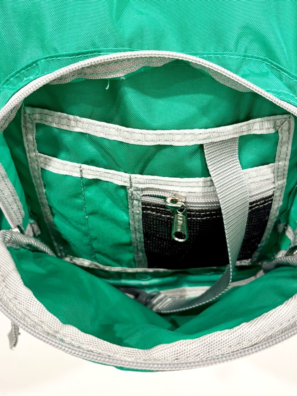 L.L. Bean Junior Original Bookpack Backpack, 17 L in Kelly Green - Picture 6 of 8